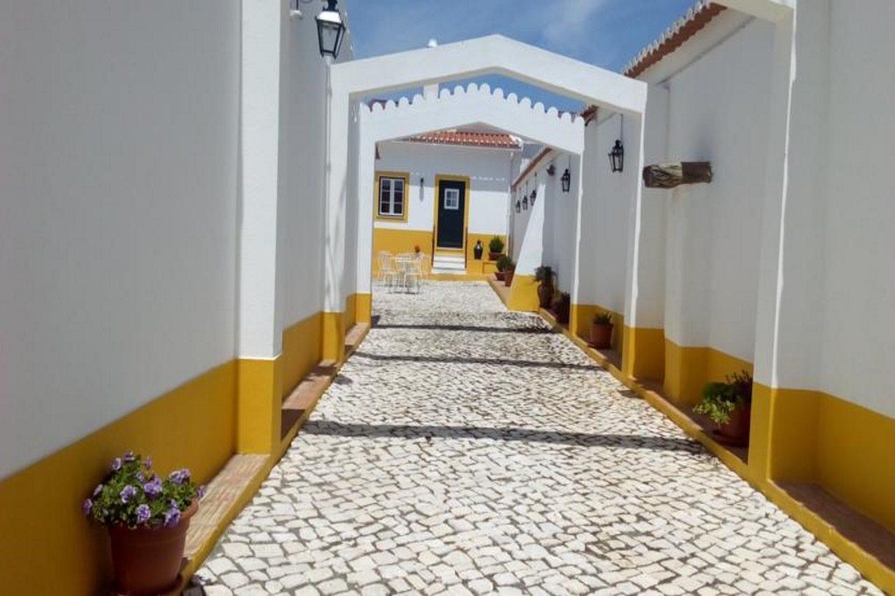 Agro-Turismo Do Roxo Guest House Ervidel Екстериор снимка