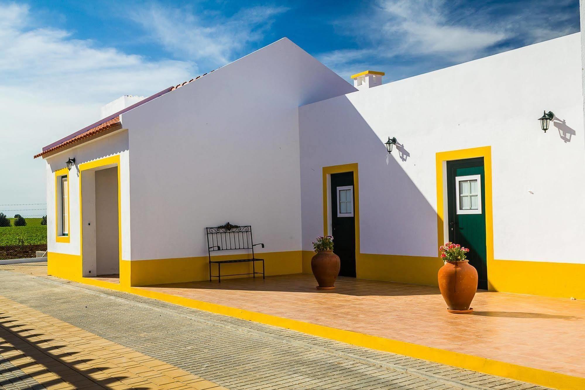 Agro-Turismo Do Roxo Guest House Ervidel Екстериор снимка